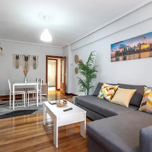 etxebarria-apartment-by-people-rentals.bilbaohotelsspain.com/